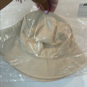 ALO Yoga Tan Bucket Hat